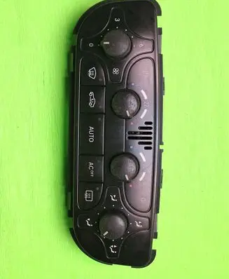 Mercedes-Benz C W203 Climate control unit A2098300085 9140010497 C205467