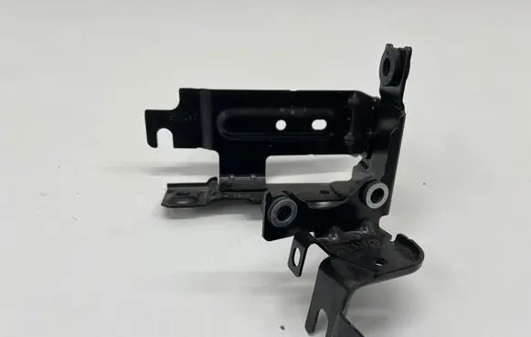 Peugeot 3008 III ABS pump bracket 98502954 970S46