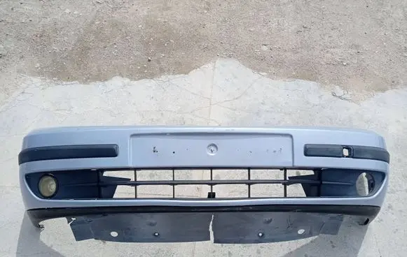 Renault Laguna II Front bumper