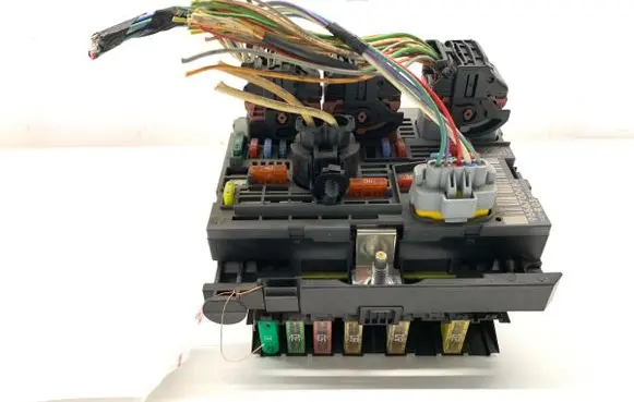 Citroen C4 I BSM Control unit 9666700480