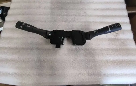 Nissan Leaf II (ZE1) Indicator stalk