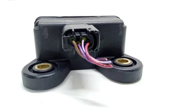 Mercedes-Benz E W212 ESP acceleration yaw rate sensor A0009052500 FD13M11