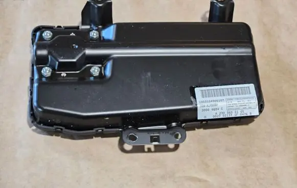 Mercedes-Benz SL R230 Front door airbag A2308600105 2308600105