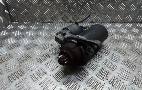 Volkswagen PASSAT B6 Starter motor 02Z911023