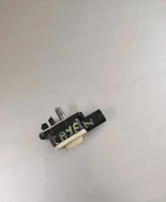 Porsche Cayenne (92A) Airbag deployment crash/impact sensor 7P0959354