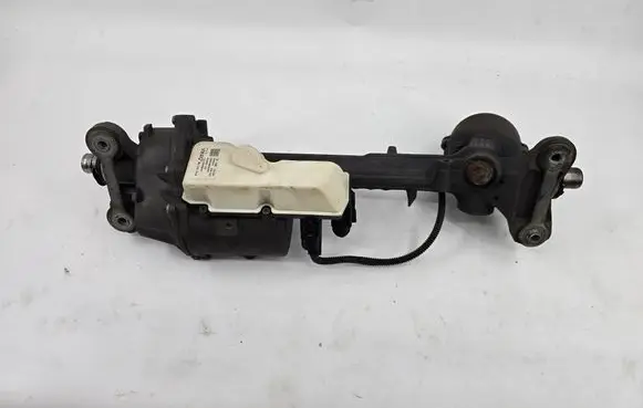 Volkswagen PASSAT B7 Steering rack 3AB423050C 5N1909144P