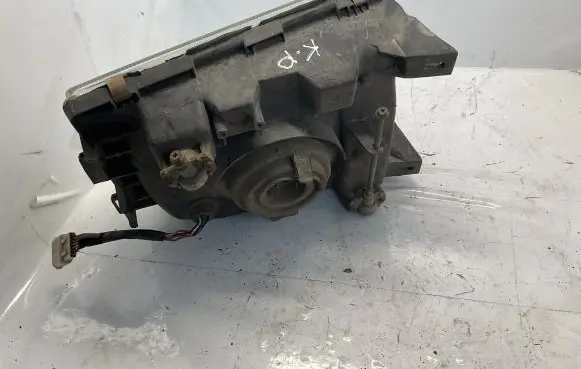 Mitsubishi Pajero Headlight/headlamp