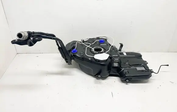 Porsche Macan (95B) Fuel tank 8R0201135