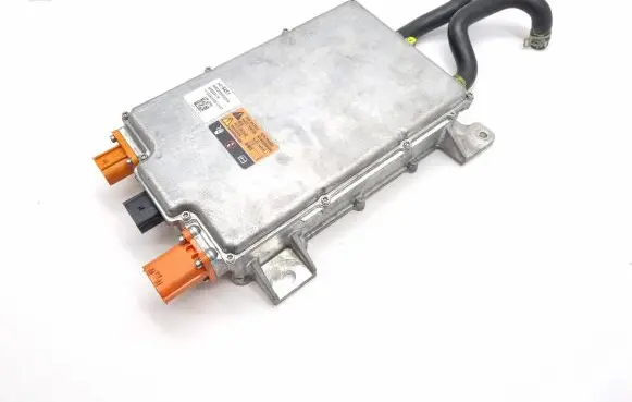 Chevrolet Volt II Voltage converter inverter 24275451 659689178