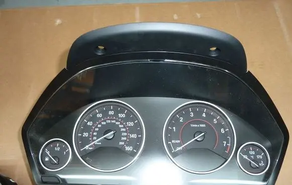 BMW 2 F45 Speedometer (instrument cluster) 5A03A31