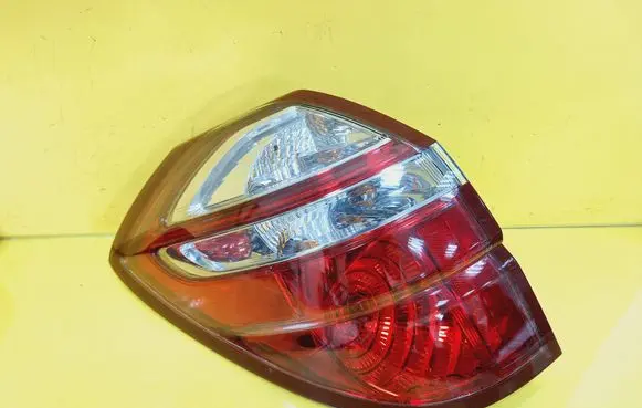Subaru Legacy Rear/tail lights