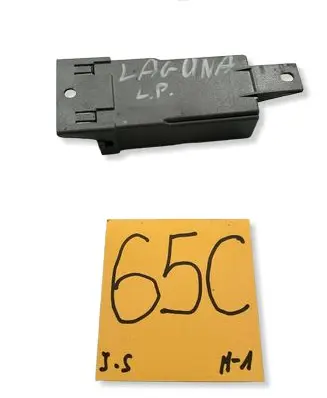 Renault Trafic II (X83) Door control unit/module 7700822928