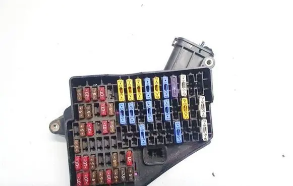 Skoda Fabia Mk1 (6Y) Fuse box set