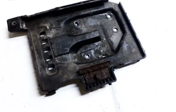 Hyundai i30 Battery box tray 