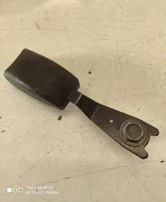 Ford Ranger Front seatbelt buckle 6200