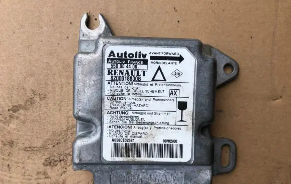 Renault Laguna I Airbag control unit/module 550804400