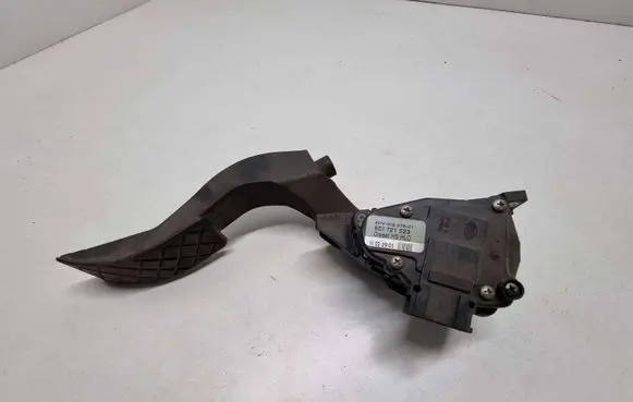 Audi A4 S4 B6 8E 8H Accelerator throttle pedal 8E1721523 6PV00837601