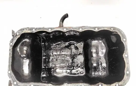 Mazda 323 Oil sump