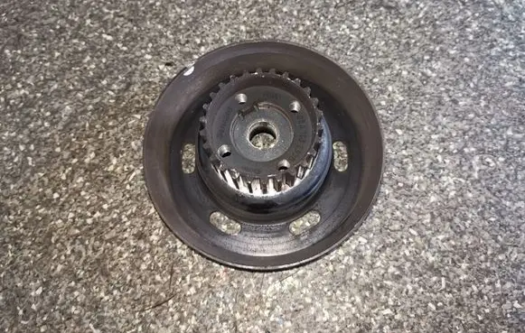 Audi A3 S3 8L Crankshaft pulley 06A105255E