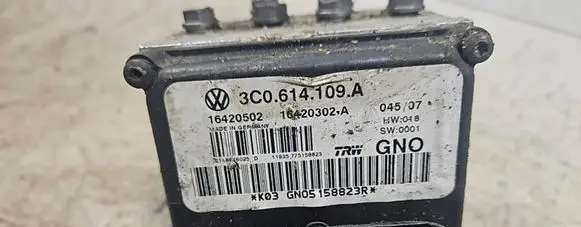 Volkswagen PASSAT B6 ABS Pump 3C0614109A 16420502 16420302A