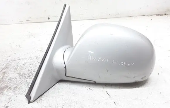 Hyundai Accent Front door electric wing mirror E4012188