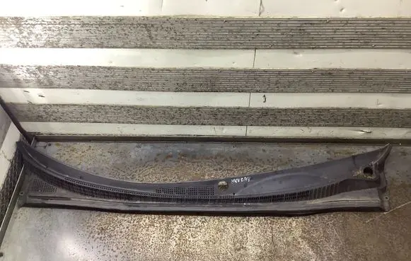 Wiper trim