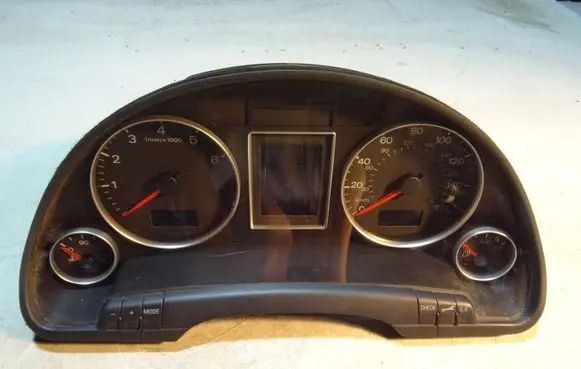 Audi A4 S4 B7 8E 8H Speedometer (instrument cluster) 8E0920951J 0263626404