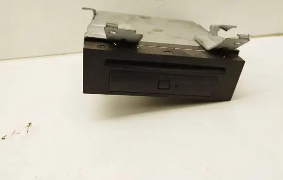 Subaru Legacy Navigation unit CD/DVD player 86271AG010 R7600403 Y34162271