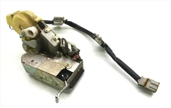 Honda CR-V Rear door lock 060726