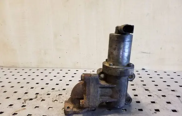 KIA Sorento EGR valve 284104A410