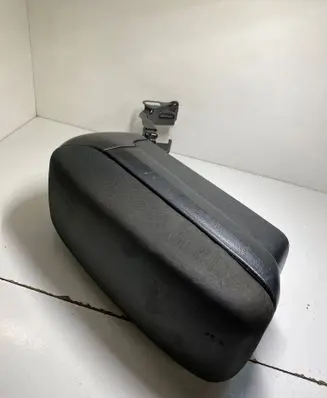 Toyota Avensis T250 Armrest