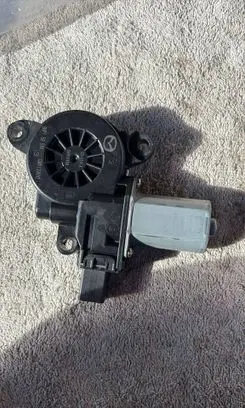 Mazda CX-3 Rear door window regulator motor BHP15958X