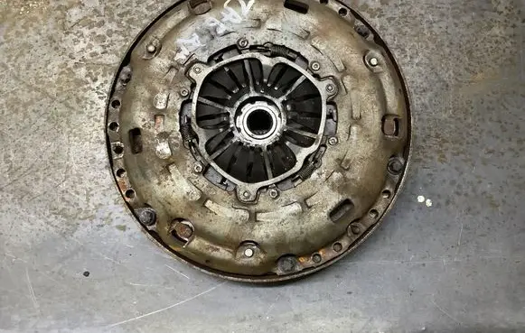 Opel Zafira B Clutch set kit 124035110