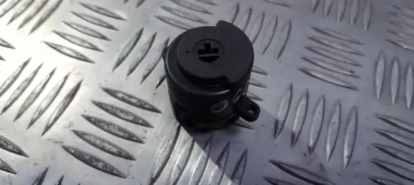 Nissan Primera Ignition lock contact 