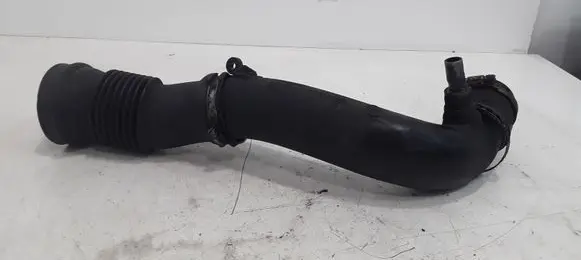 Volvo V70 Intercooler hose/pipe