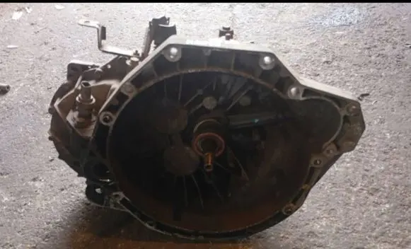 Renault Master II Manual 5 speed gearbox PK5015