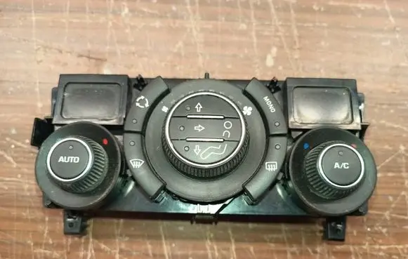 Peugeot 308 SW Climate control unit 96850724xt 96850724xt00