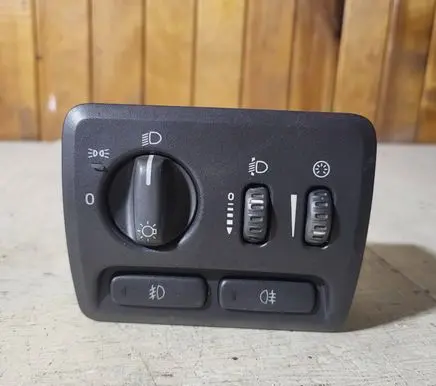 Light switch