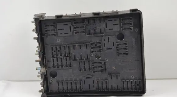 Volkswagen Caddy Fuse box set 2K1937535H 1K0937820 1K0937814