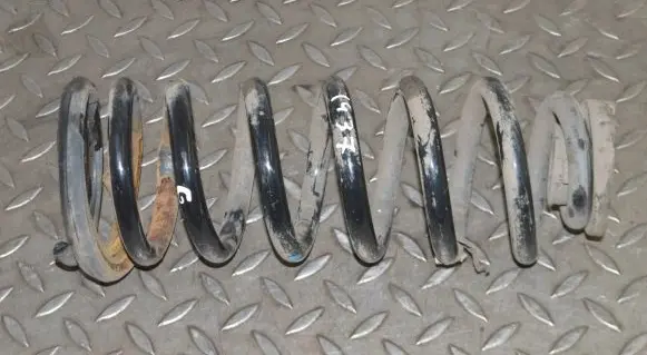 Jaguar XE Rear coil spring