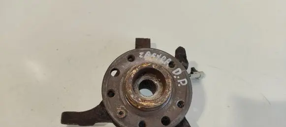 Opel Zafira A Front wheel hub