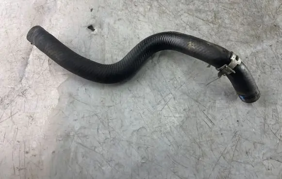 Toyota Corolla Verso E121 Engine coolant pipe/hose