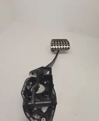 Mercedes-Benz GLE (W166 - C292) Brake pedal A1662901301