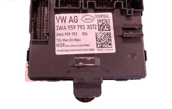Volkswagen Golf VIII Central body control module 3WA959793