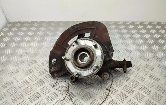 Front wheel hub