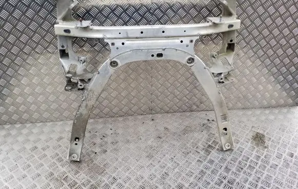 BMW 5 E60 E61 Front subframe 6759461 6759462