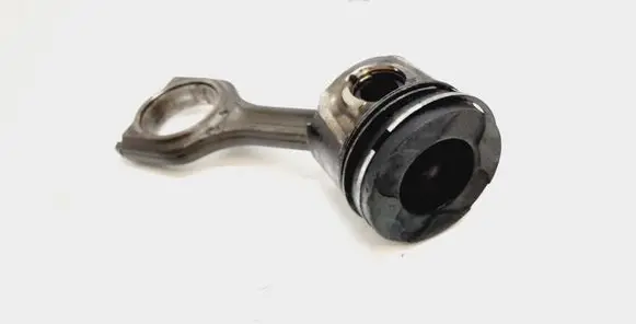 Volvo V50 Piston with connecting rod
