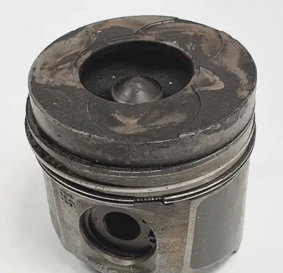 Renault Megane II Piston 080310