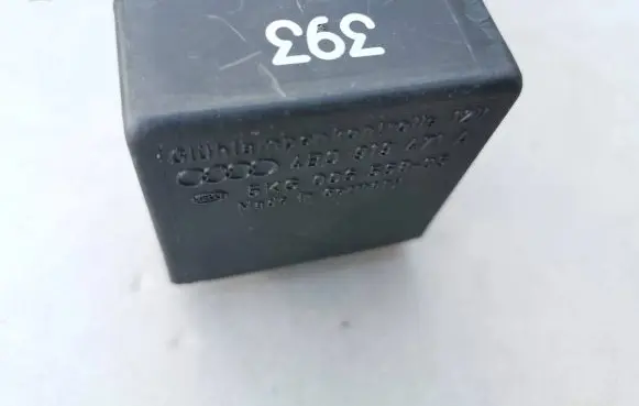 Volkswagen Golf IV Other relay 4B0919471A 5KG00656805