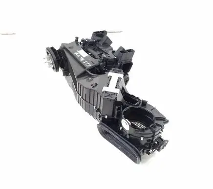 Mercedes-Benz CLS C218 X218 Interior heater climate box assembly A2048303503